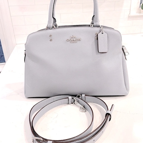 Coach Lillie Carryall - Picture 2 of 9